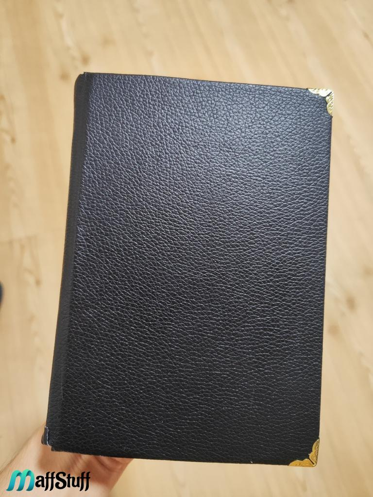 Folie din piele ecologica Sul autoadeziv din piele ecologica Autocolant imitatie piele pentru canapele Kit reparatie piele Autocolant canapea Autocolant pentru piele artificiala Folie piele autoadezivă Reparație piele auto Retapițare piele auto Tapiterie autoadezivă Foi de piele auto pentru reparare Material autoadeziv pentru tapiterie Piele sintetică autoadezivă [16]