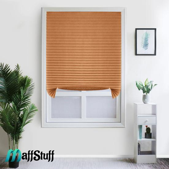 Jaluzea fereastră PVC Jaluzea textilă autoadezivă Prindere ușoară pentru jaluzea Jaluzele decorative pentru ferestre Întunecare ferestre PVC Îmbunătățire ambient interior Înfrumusețare fereastră PVC Împrospătare decor fereastră Decorațiuni pentru ferestre din PVC Jaluzele autoadezive de calitate Ambiente confortabil în locuință Design interior cu jaluzele [8]