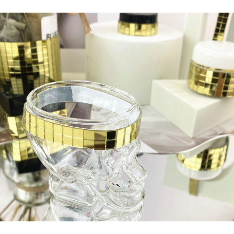 banda oglinda tip mozaic Banda adeziva oglinda  banda adeziva decorativa  benzi oglinzi banda adeziva tip oglinda Banda adeziva oglinda argintiu Banda decorativa auriu Banda adeziva decorativa cu oglinzi decorative [8]