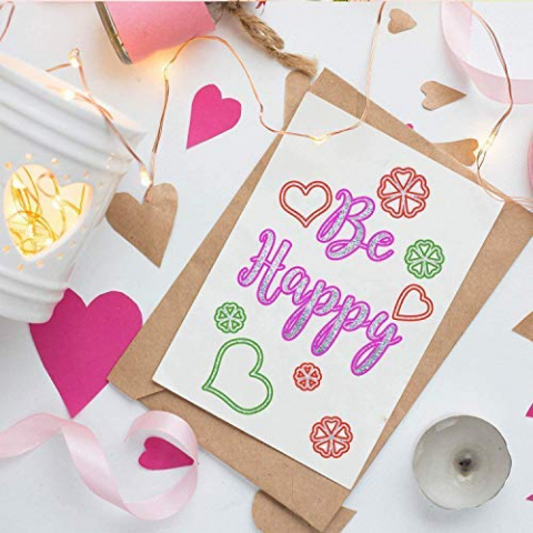 Markere cu sclipici Markere pentru contur Set markere colorate Markere permanente Markere rezistente la apă Markere pentru suprafețe multiple Markere non-toxice Markere pe bază de apă Markere pentru desen Markere pentru ceramică Markere pentru sticlă Markere pentru lemn Markere pentru metal Markere pentru textile Markere cu dublă vopsea Markere cu tehnologie avansată Carioci cu sclipici Carioci pentru contur Carioci permanente [5]