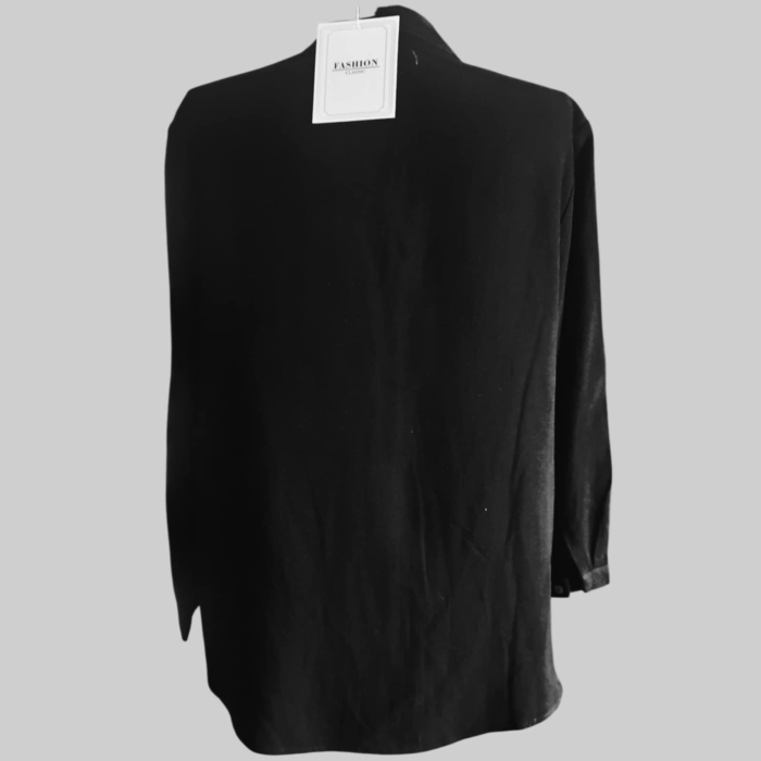 Bluza Neagra din In cu Placa la Bust din Macrame pentru Sezon Rece [3]