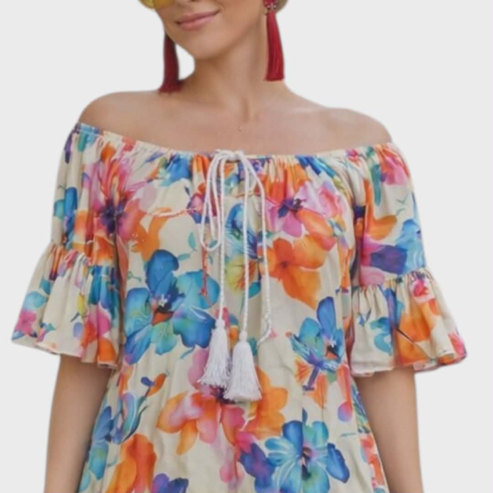 Rochie croi larg pe fond crem cu voalane si elastic la decolteu [2]