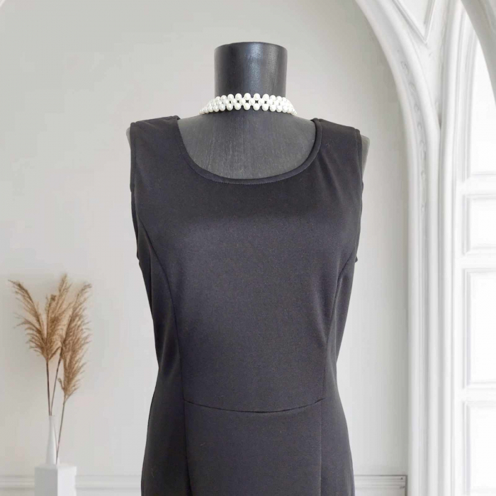 rochie-neagra-fara-maneci-cu-dantela-la-poale [2]