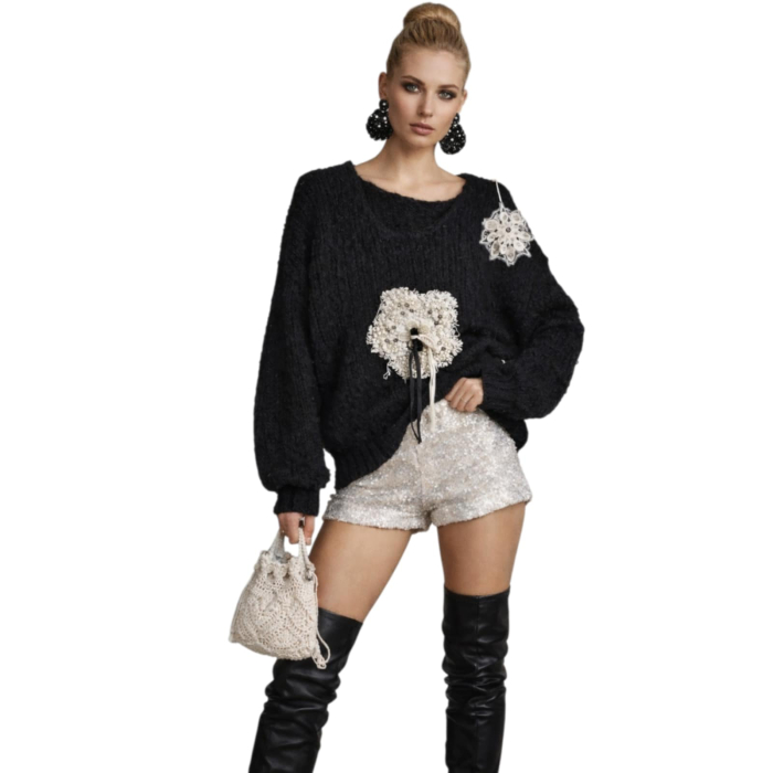 Pulover negru din tricot cu aplicatii albe decorative cu pietre si perle [2]