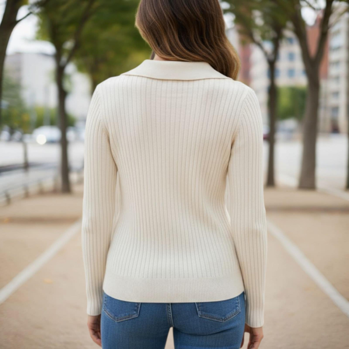 Bluza tricotata crem si guler polo [3]