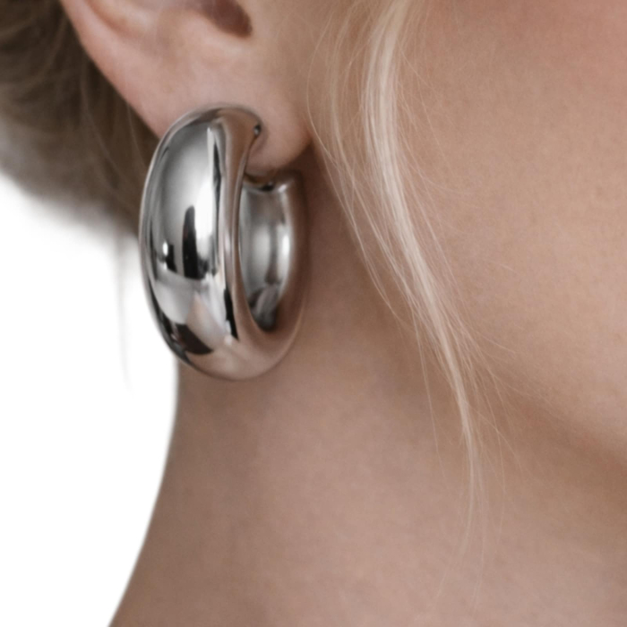 Cercei  argintii cu design rotund si lucios cu forma rafinata [2]