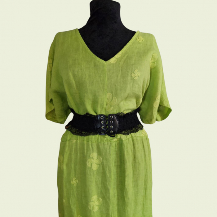Rochie din In Croi Larg cu Insertii Macrame [3]