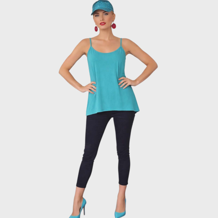 Bluza tip poncho turcoaz cu textura aerata si aspect destramat la margini [5]