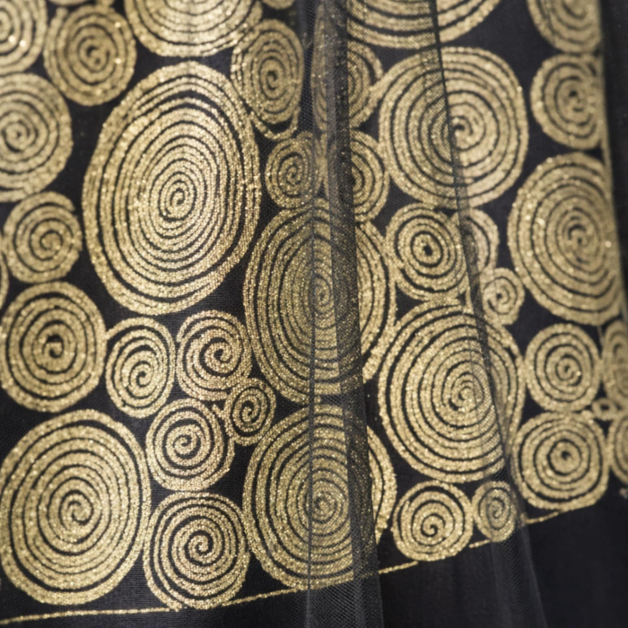 Rochie neagra din bumbac si tulle cu inserii aurii si fir lame [3]