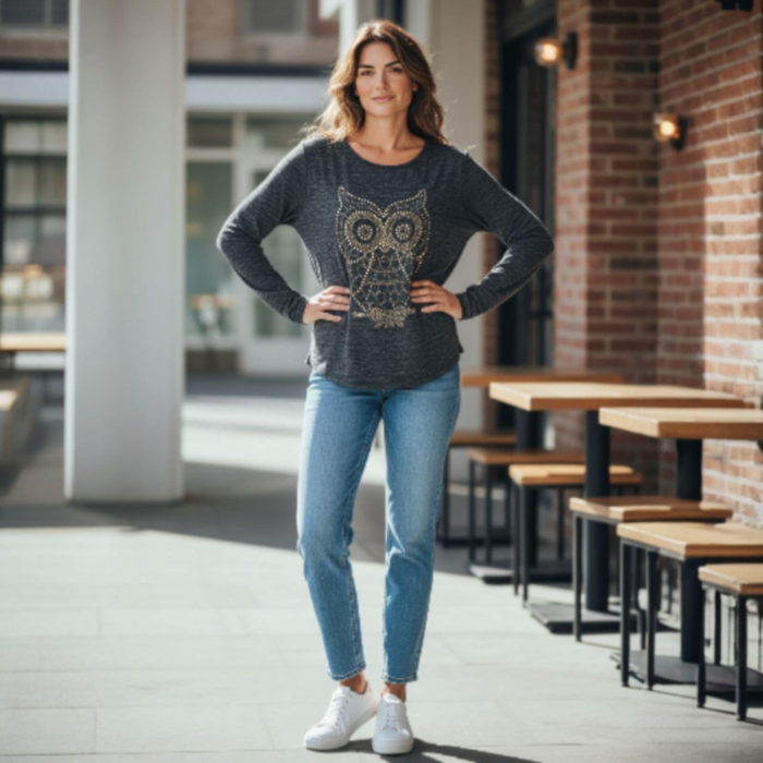 Bluza negru spicat cu bufnita din tinte aurii [3]