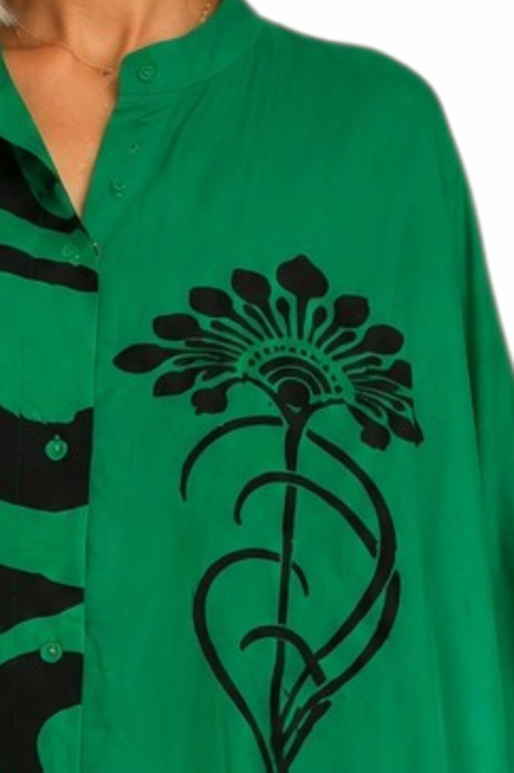 Kaftan verde din vascoza cu buzunare si aplicatie brodata [3]