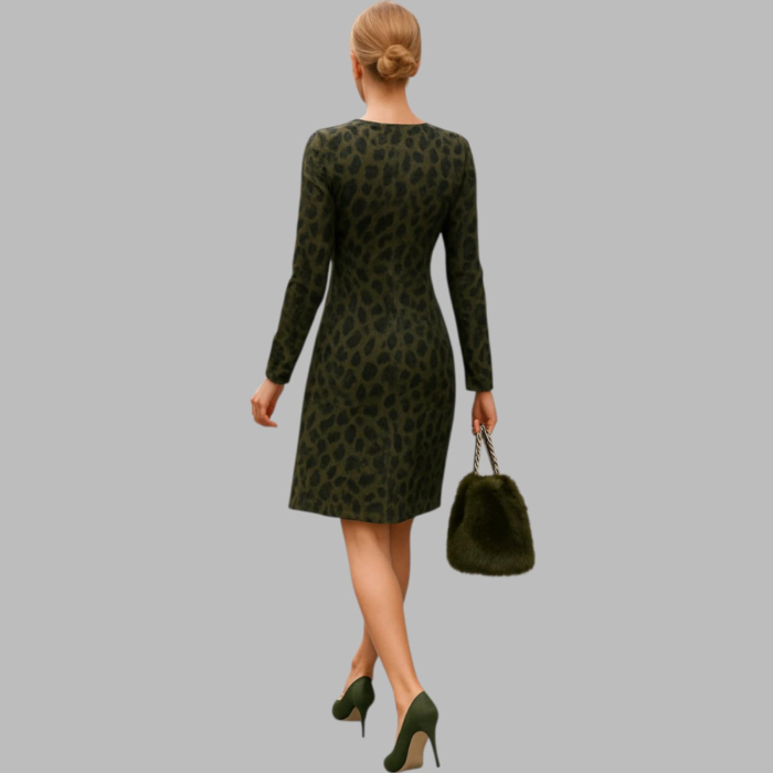 Rochie verde kaki cu imprimeu animal print si croi drept [3]