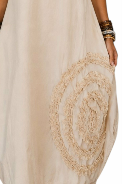 Rochie din vascoza tip gogosar cu floare din volanase dantela fina [3]