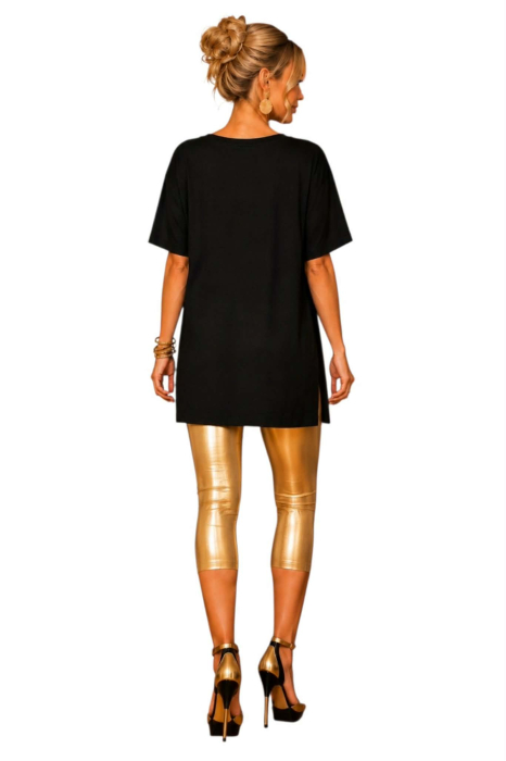 Bluza din bumbac pe fond negru si aplicatii aurii [2]