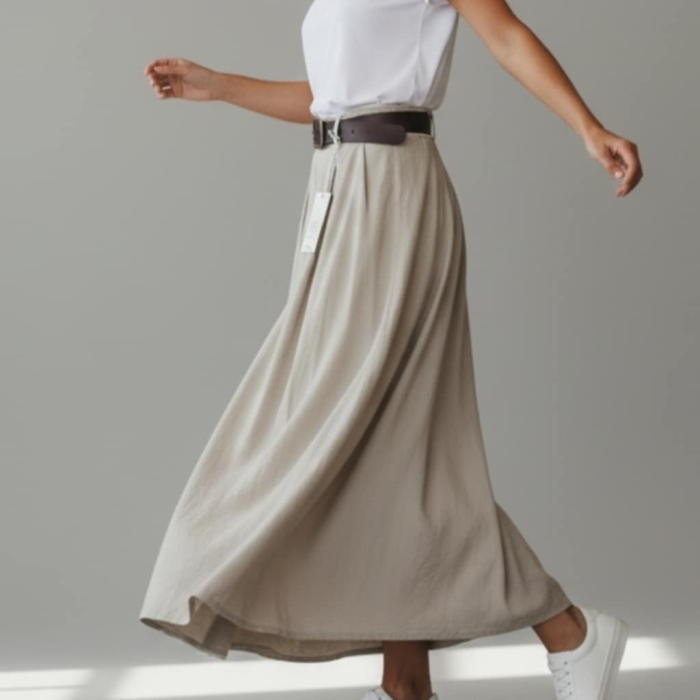 Fusta pantalon generoasa crem din reiat fin cu centura inclusa [2]
