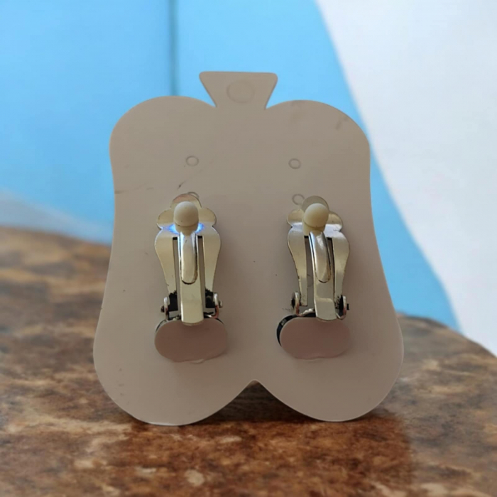 cercei-clips-din-metal-argintiu-inoxidabil-cu-perla [2]