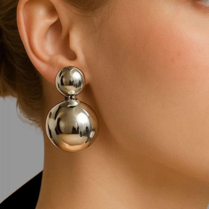 Cercei cu doua sfere rotunde argintii si lucioase statement [2]