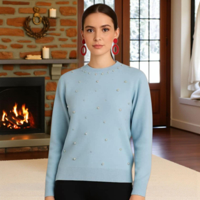 bluza-bleumarin-tricotata-cu-perle-si-stasuri-pe-fata [1]