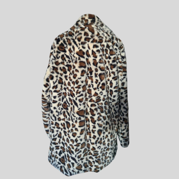 cardigan-din-blana-ecologica-cu-imprimeu-animal-print [2]