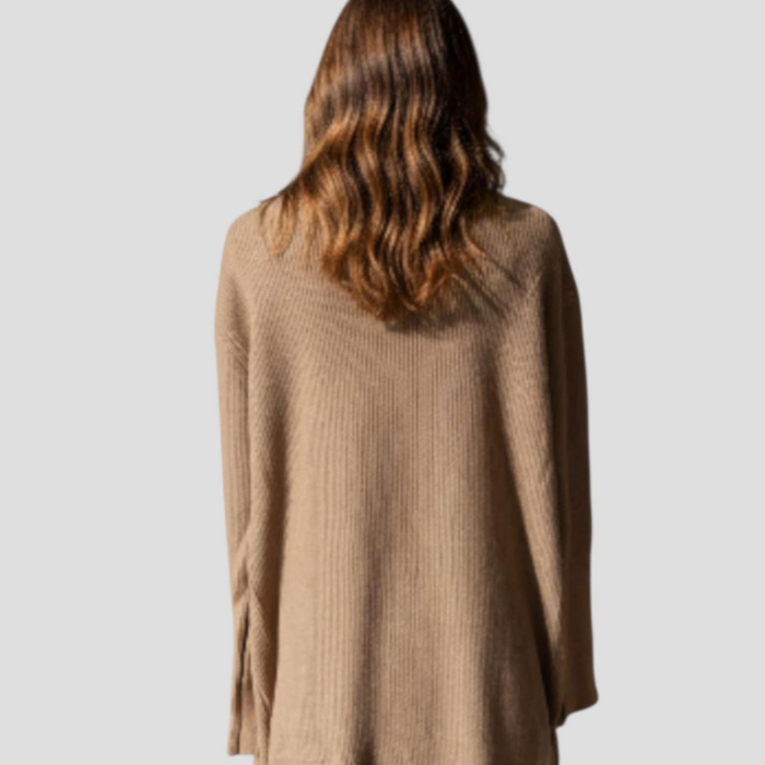 cardigan-tricotat-maro-cu-buzunare-din-blana-ecologica [2]