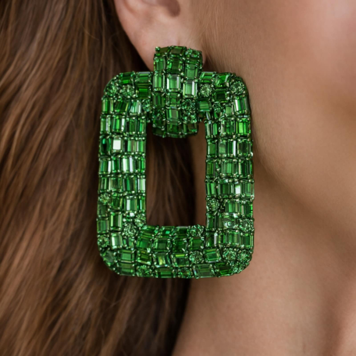 Cercei statement verde din margele fine cu finisaj stralucitor [2]