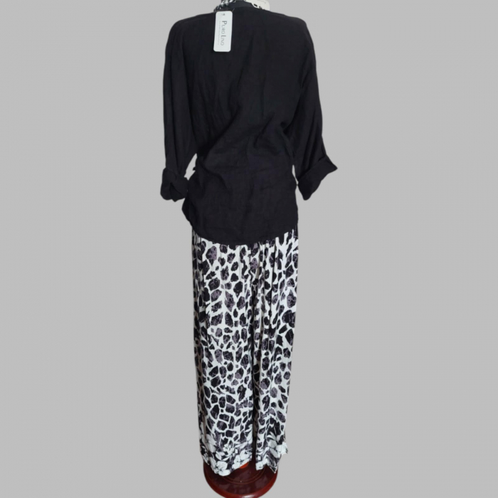 Pantaloni croi larg cu imprimeu tip animal print [5]