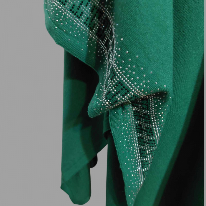 poncho-tricot-cu-strasuri-argintii-si-negre [4]