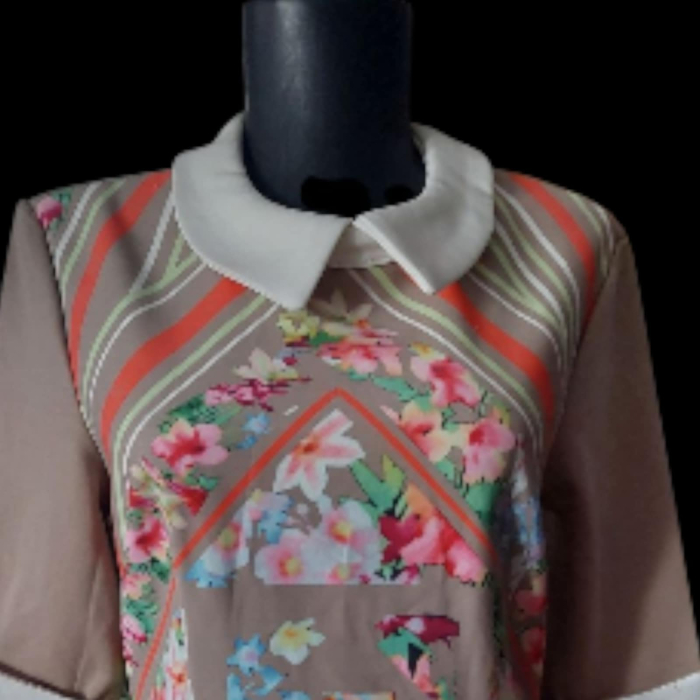 rochie colorata cu guleras [4]