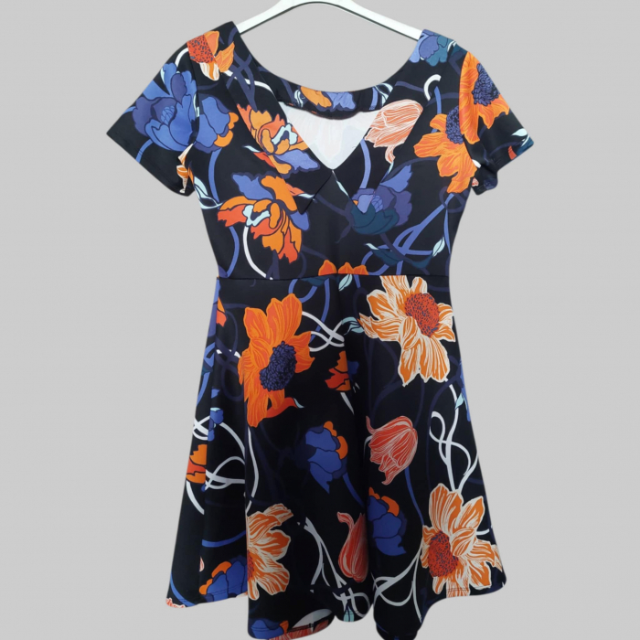 Rochie cu imprimeu flori  colorat usor clos [2]