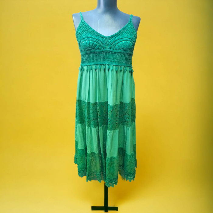 Rochie de vara cu bretele si macrame [2]