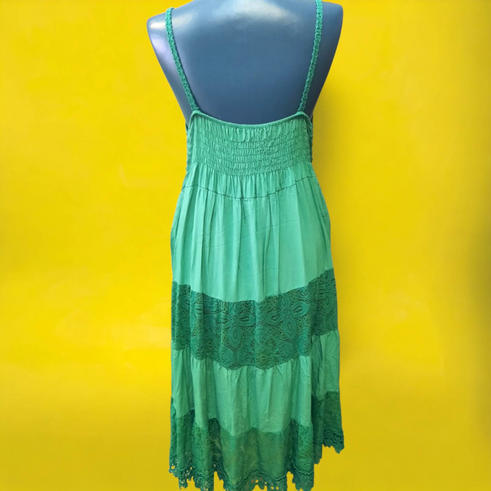 Rochie de vara cu bretele si macrame [3]