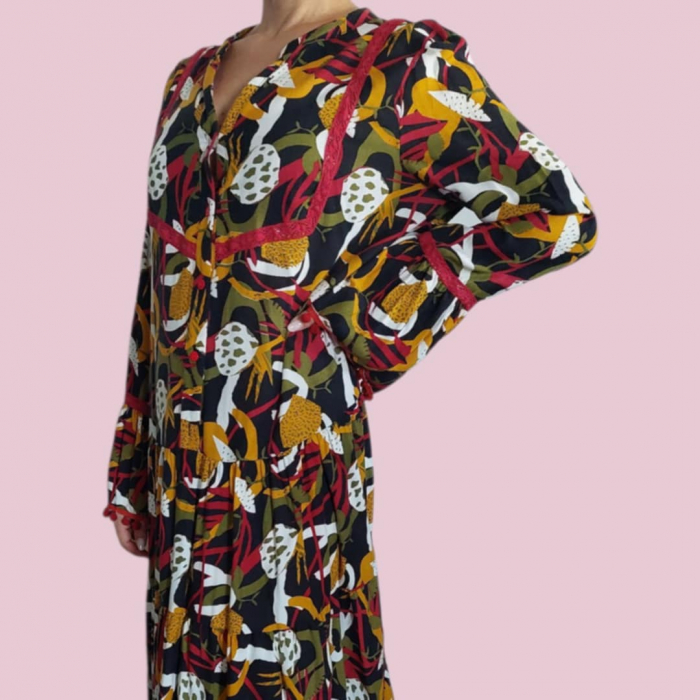 Rochie de vara din vascoza cu imprimeu colorat si ciucuri [2]