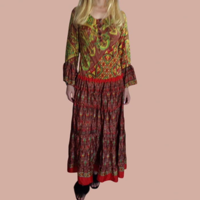 rochie-de-vara-lunga-din-matase-indiana-cu-volane-la-maneci [2]