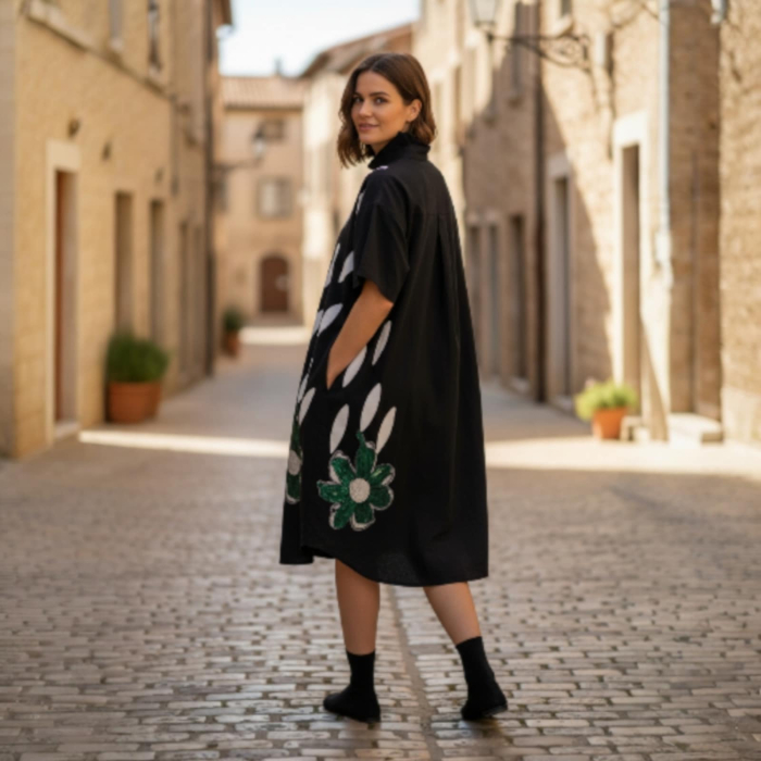 Rochie din Bumbac pe Fond Negru cu Flori din Paiete Colorate [2]