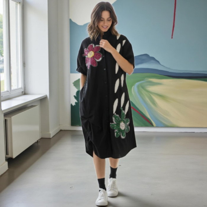 Rochie din Bumbac pe Fond Negru cu Flori din Paiete Colorate [1]