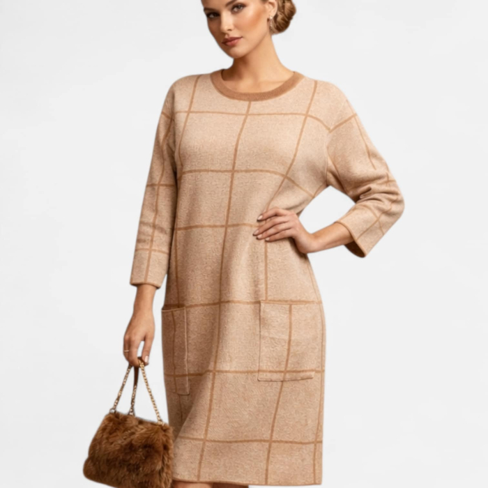 Rochie groasa cu carouri mari maroniu si maneci trei sferturi [3]