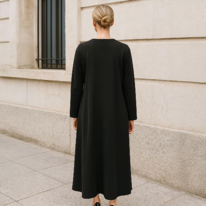 Rochie neagra forma lalea pentru sezon rece cu inserii alb si negru pe partea din fata [2]