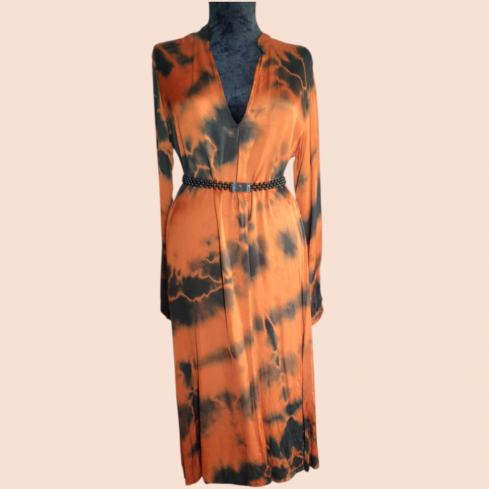 Rochie pe Fond Maro cu Imprimeu Negru [2]