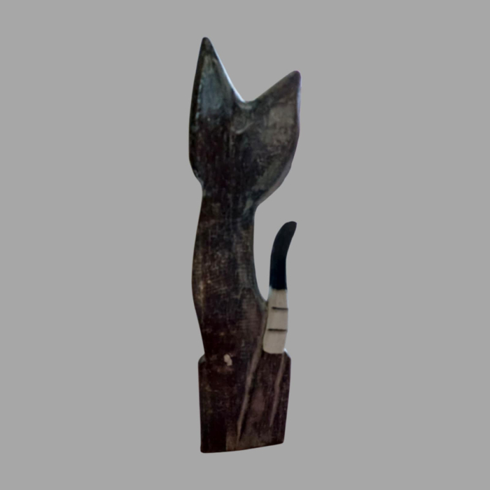 Statueta din lemn lucrata manual in forma de pisica scumpa [3]