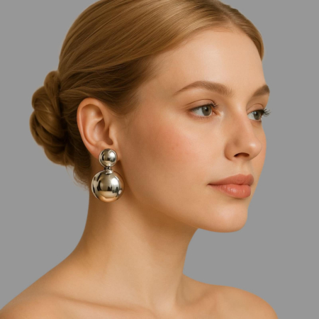 Cercei - Cercei cu doua sfere rotunde argintii si lucioase statement