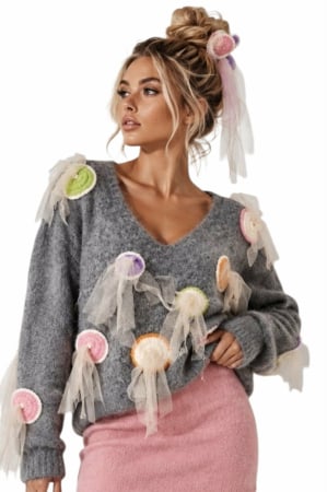 Pulovere - Pulover croi larg gri  cu  design spectaculos si funde din tulle