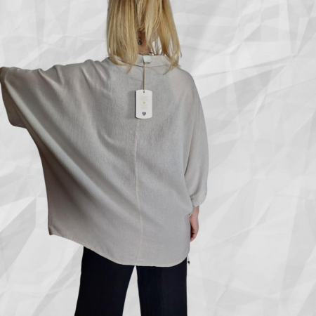 Bluza pe Fond Crem din In cu Guler Larg si Buzunare [3]