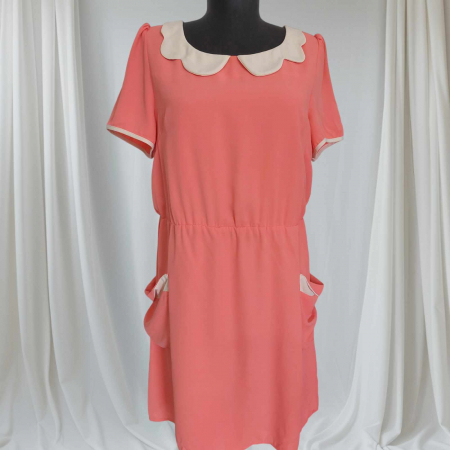 Promotii sezon cald - rochie-de-vara-cu-guler-simpatic-si-buzunare-laterale