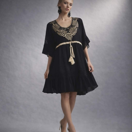 Rochii bumbac - Rochie mini din bumbac cu broderie auriu la decolteu