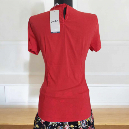 bluza-rosie-de-vara-cu-accesoriu-metalic-la-gat [1]