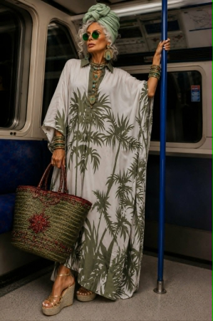 Rochii sezon cald - Kaftan din vazcoza tip camasa  cu imprimeu verde kaki