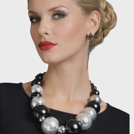 Coliere la baza gatului - Colier la baza gatului cu pietre negre si argintii din plastic