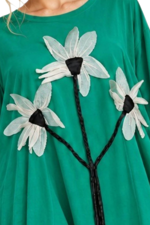 Bluza asimetrica verde din vascoza cu tulle si flori in relief [1]