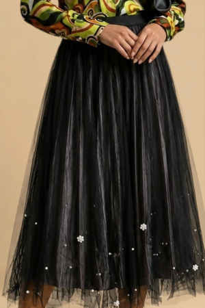 Fusta plisata neagra cu tulle si perle [1]