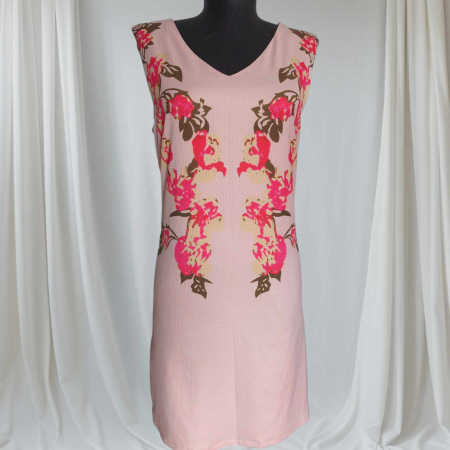Promotii sezon cald - rochie-mini-cu-imprimeu-floral-si-anchior-pe-spate